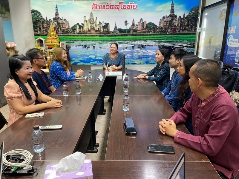กรมการพัฒนาชุมชน สนับสนุนทีมไอทีลงพื้นที่ติดตามขับเคลื่อนงานระบบเทคโนโลยีสารสนเทศ เครือข่ายอินเตอร์เน็ต และความมั่นคงปลอดภัยสารสนเทศ ณ จังหวัดสุโขทัย