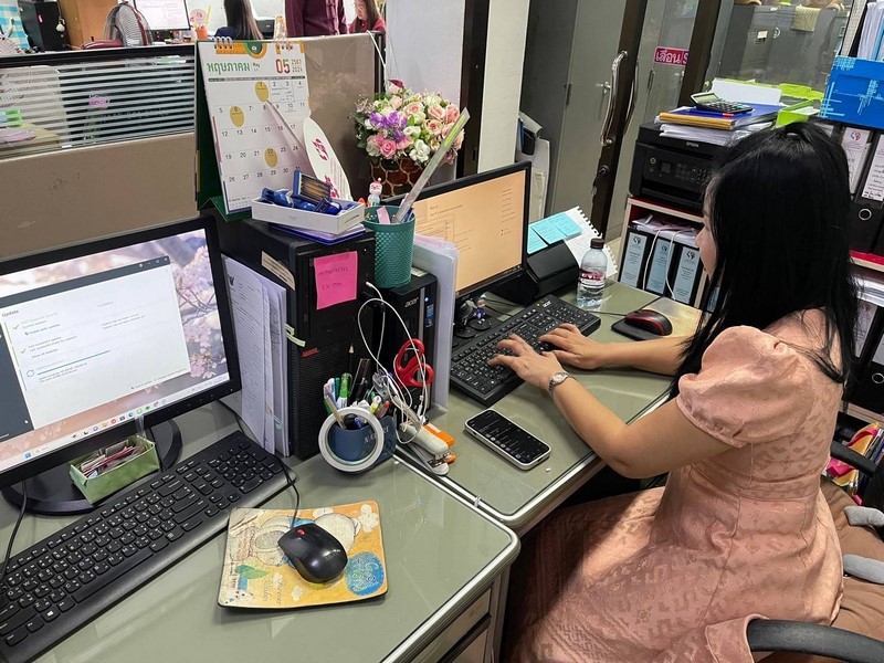 กรมการพัฒนาชุมชน สนับสนุนทีมไอทีลงพื้นที่ติดตามขับเคลื่อนงานระบบเทคโนโลยีสารสนเทศ เครือข่ายอินเตอร์เน็ต และความมั่นคงปลอดภัยสารสนเทศ ณ จังหวัดสุโขทัย