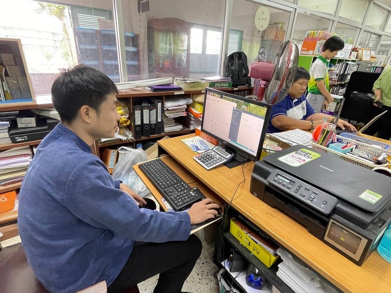กรมการพัฒนาชุมชน สนับสนุนทีมไอทีลงพื้นที่ติดตามขับเคลื่อนงานระบบเทคโนโลยีสารสนเทศ เครือข่ายอินเตอร์เน็ต และความมั่นคงปลอดภัยสารสนเทศ ณ จังหวัดสุโขทัย