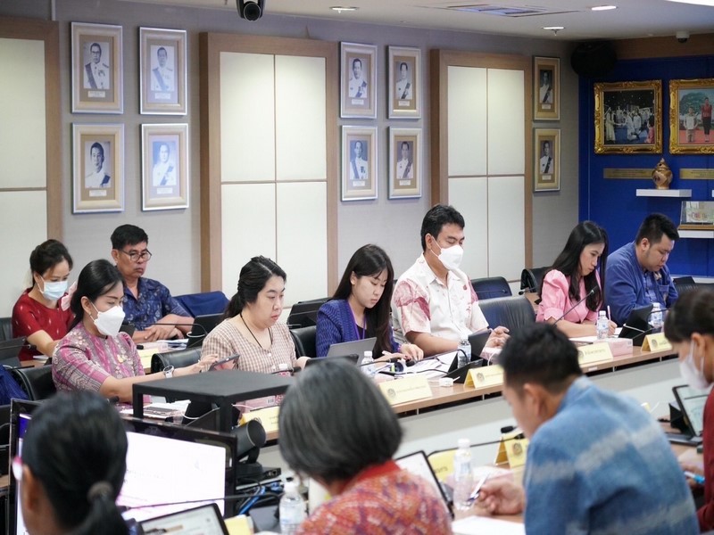 กรมการพัฒนาชุมชนเตรียมความพร้อมการเป็นรัฐบาลดิจิทัล จัดประชุมคณะกรรมการอำนวยการและคณะทำงานการตอบแบบสำรวจระดับความพร้อมรัฐบาลดิจิทัลหน่วยงานภาครัฐ ประจำปี 2567 กรมการพัฒนาชุมชน ครั้งที่ 1/2567