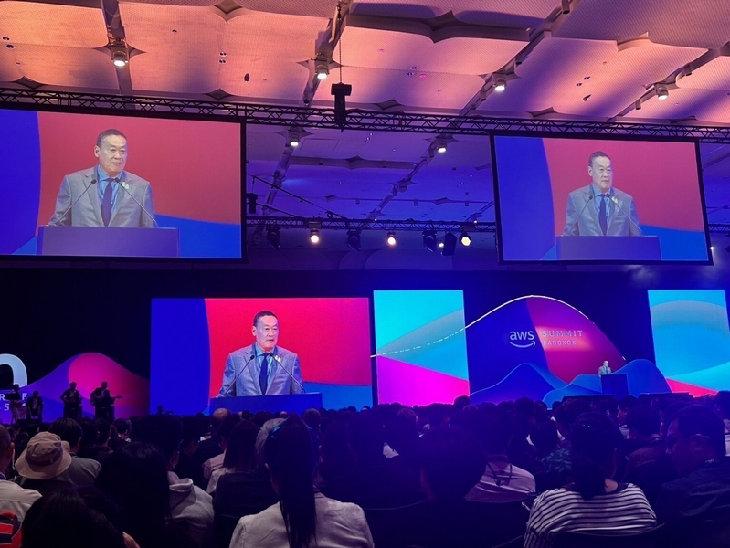 กรมการพัฒนาชุมชนร่วมการประชุม “AWS Summit in Bangkok” ผลักดันการใช้เทคโนโลยี Cloud ในไทย อำนวยความสะดวกแก่ทุกภาคส่วนทั้งรัฐ – เอกชน มุ่งส่งเสริม Cloud First Policy ในภาครัฐ