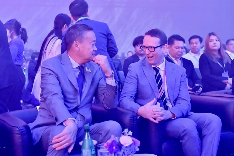 กรมการพัฒนาชุมชนร่วมการประชุม “AWS Summit in Bangkok” ผลักดันการใช้เทคโนโลยี Cloud ในไทย อำนวยความสะดวกแก่ทุกภาคส่วนทั้งรัฐ – เอกชน มุ่งส่งเสริม Cloud First Policy ในภาครัฐ