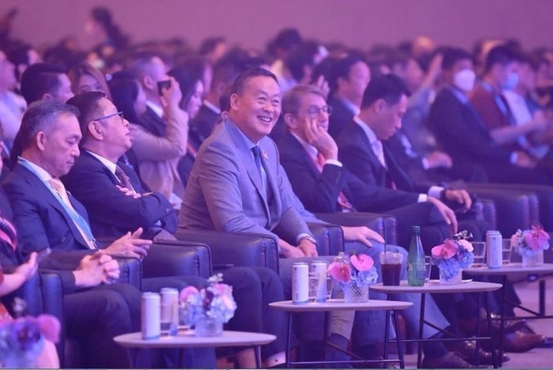 กรมการพัฒนาชุมชนร่วมการประชุม “AWS Summit in Bangkok” ผลักดันการใช้เทคโนโลยี Cloud ในไทย อำนวยความสะดวกแก่ทุกภาคส่วนทั้งรัฐ – เอกชน มุ่งส่งเสริม Cloud First Policy ในภาครัฐ