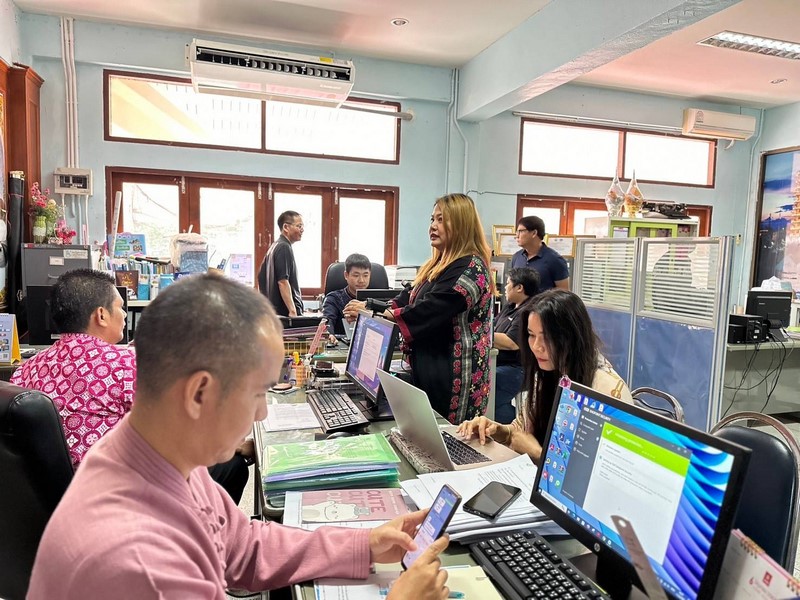กรมการพัฒนาชุมชน สนับสนุนทีมไอทีลงพื้นที่ติดตามขับเคลื่อนงานระบบเทคโนโลยีสารสนเทศ เครือข่ายอินเตอร์เน็ต และความมั่นคงปลอดภัยสารสนเทศ ณ จังหวัดกระบี่
