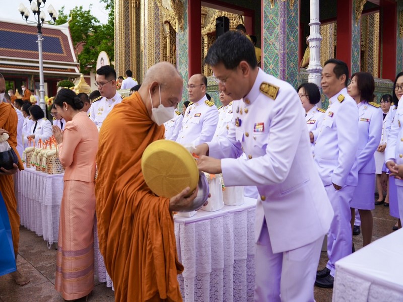 ศูนย์สารสนเทศฯ ร่วมพิธีทำบุญตักบาตรถวายพระกุศลและถวายพระพร เนื่องในโอกาสวันคล้ายวันประสูติ สมเด็จพระเจ้าน้องนางเธอ เจ้าฟ้าจุฬาภรณวลัยลักษณ์ อัครราชกุมารี กรมพระศรีสวางควัฒน วรขัตติยราชนารี