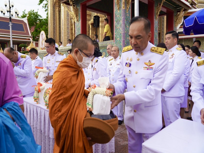ศูนย์สารสนเทศฯ ร่วมพิธีทำบุญตักบาตรถวายพระกุศลและถวายพระพร เนื่องในโอกาสวันคล้ายวันประสูติ สมเด็จพระเจ้าน้องนางเธอ เจ้าฟ้าจุฬาภรณวลัยลักษณ์ อัครราชกุมารี กรมพระศรีสวางควัฒน วรขัตติยราชนารี