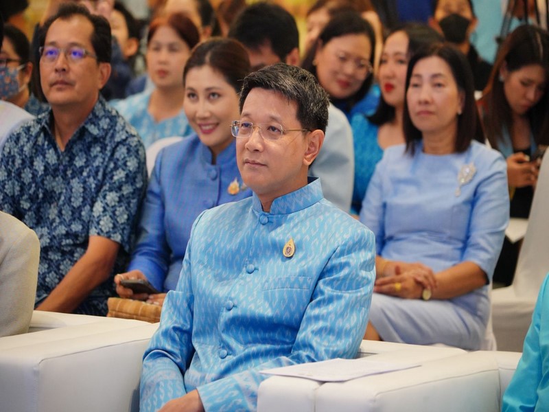 กระทรวงมหาดไทย จัดใหญ่แถลงข่าวการจัดงาน “ศิลปาชีพประทีปไทย OTOP หลอมดวงใจด้วยพระบารมี” 10-18 ส.ค.67 นี้ คาดเงินสะพัดกว่า 600 ล้านบาท