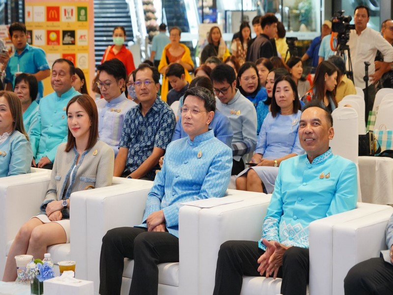 กระทรวงมหาดไทย จัดใหญ่แถลงข่าวการจัดงาน “ศิลปาชีพประทีปไทย OTOP หลอมดวงใจด้วยพระบารมี” 10-18 ส.ค.67 นี้ คาดเงินสะพัดกว่า 600 ล้านบาท