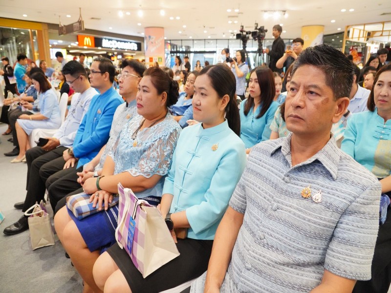 กระทรวงมหาดไทย จัดใหญ่แถลงข่าวการจัดงาน “ศิลปาชีพประทีปไทย OTOP หลอมดวงใจด้วยพระบารมี” 10-18 ส.ค.67 นี้ คาดเงินสะพัดกว่า 600 ล้านบาท