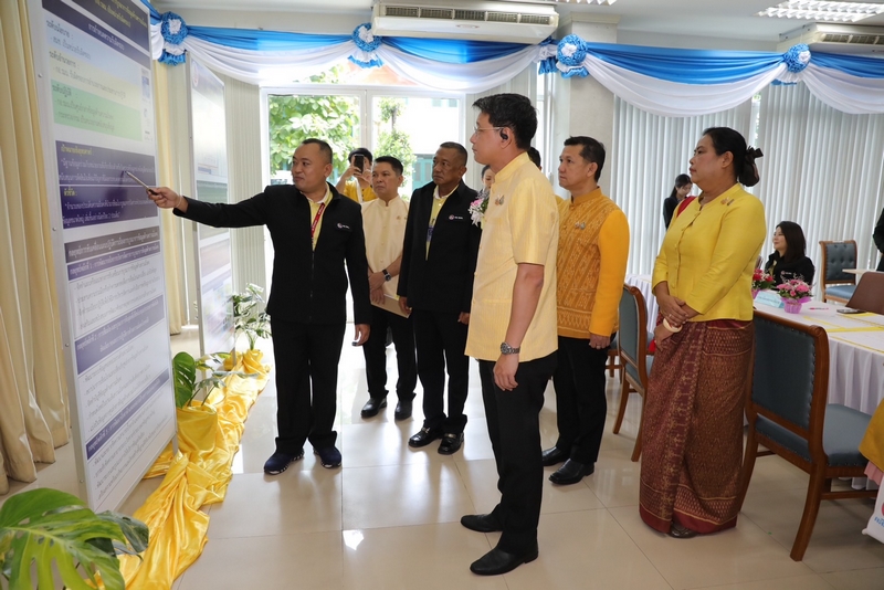 พช. ร่วมกับ กอ.รมน. จัดพิธีลงนามบันทึกข้อตกลงความร่วมมือว่าด้วยการบูรณาการข้อมูลสนับสนุนการบริหารจัดการความมั่นคง แบบองค์รวม ระหว่าง กรมการพัฒนาชุมชน กับกองอำนวยการรักษาความมั่นคงภายในราชอาณาจักร