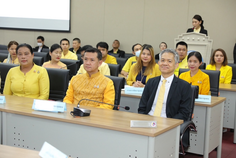 พช. ร่วมกับ กอ.รมน. จัดพิธีลงนามบันทึกข้อตกลงความร่วมมือว่าด้วยการบูรณาการข้อมูลสนับสนุนการบริหารจัดการความมั่นคง แบบองค์รวม ระหว่าง กรมการพัฒนาชุมชน กับกองอำนวยการรักษาความมั่นคงภายในราชอาณาจักร