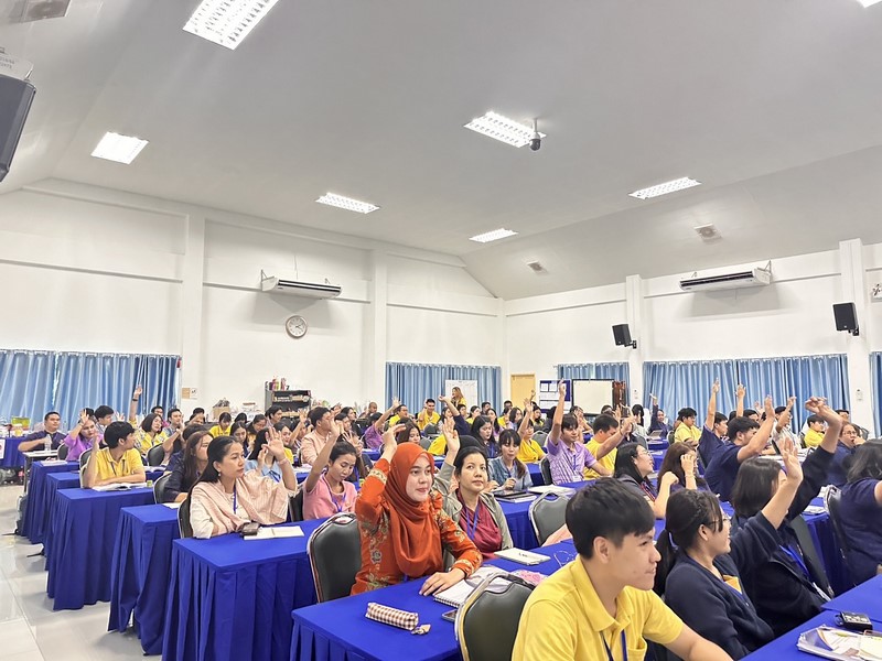 ศูนย์สารสนเทศเพื่อการพัฒนาชุมชน ร่วมเป็นวิทยากรโครงการพัฒนาข้าราชการที่อยู่ระหว่างทดลองปฏิบัติหน้าที่ราชการพัฒนากรก่อนประจำการ รุ่นที่ 127