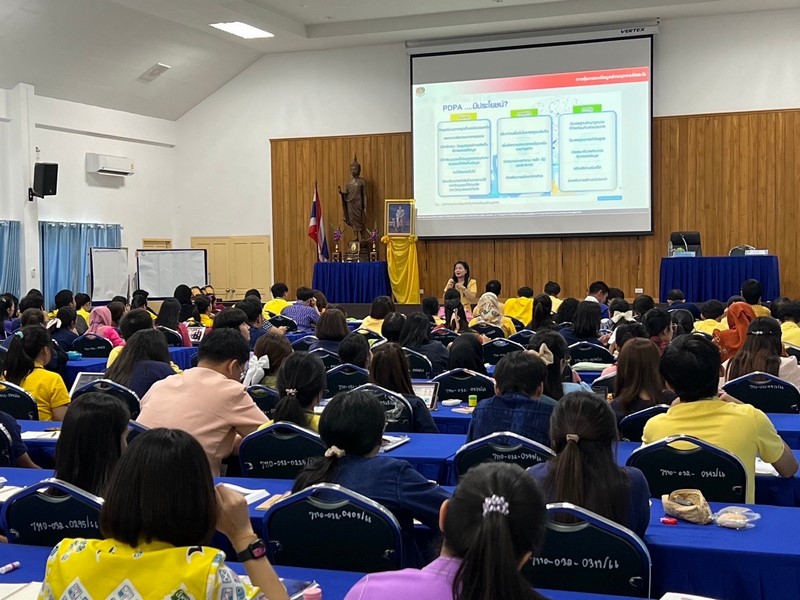 ศูนย์สารสนเทศเพื่อการพัฒนาชุมชน ร่วมเป็นวิทยากรโครงการพัฒนาข้าราชการที่อยู่ระหว่างทดลองปฏิบัติหน้าที่ราชการพัฒนากรก่อนประจำการ รุ่นที่ 127