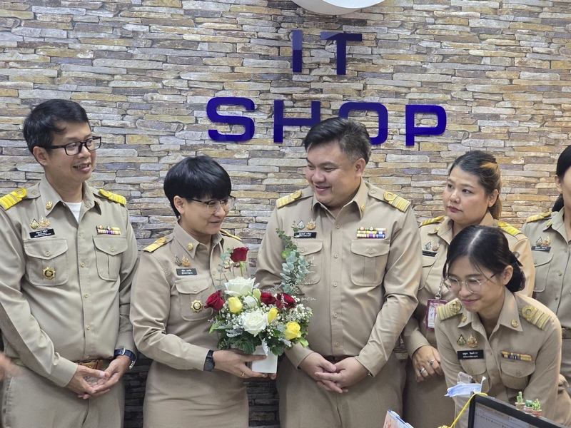 ศูนย์สารสนเทศฯ ร่วมแสดงความยินดีและให้การต้อนรับ ข้าราชการย้ายมาดำรงตำแหน่ง
