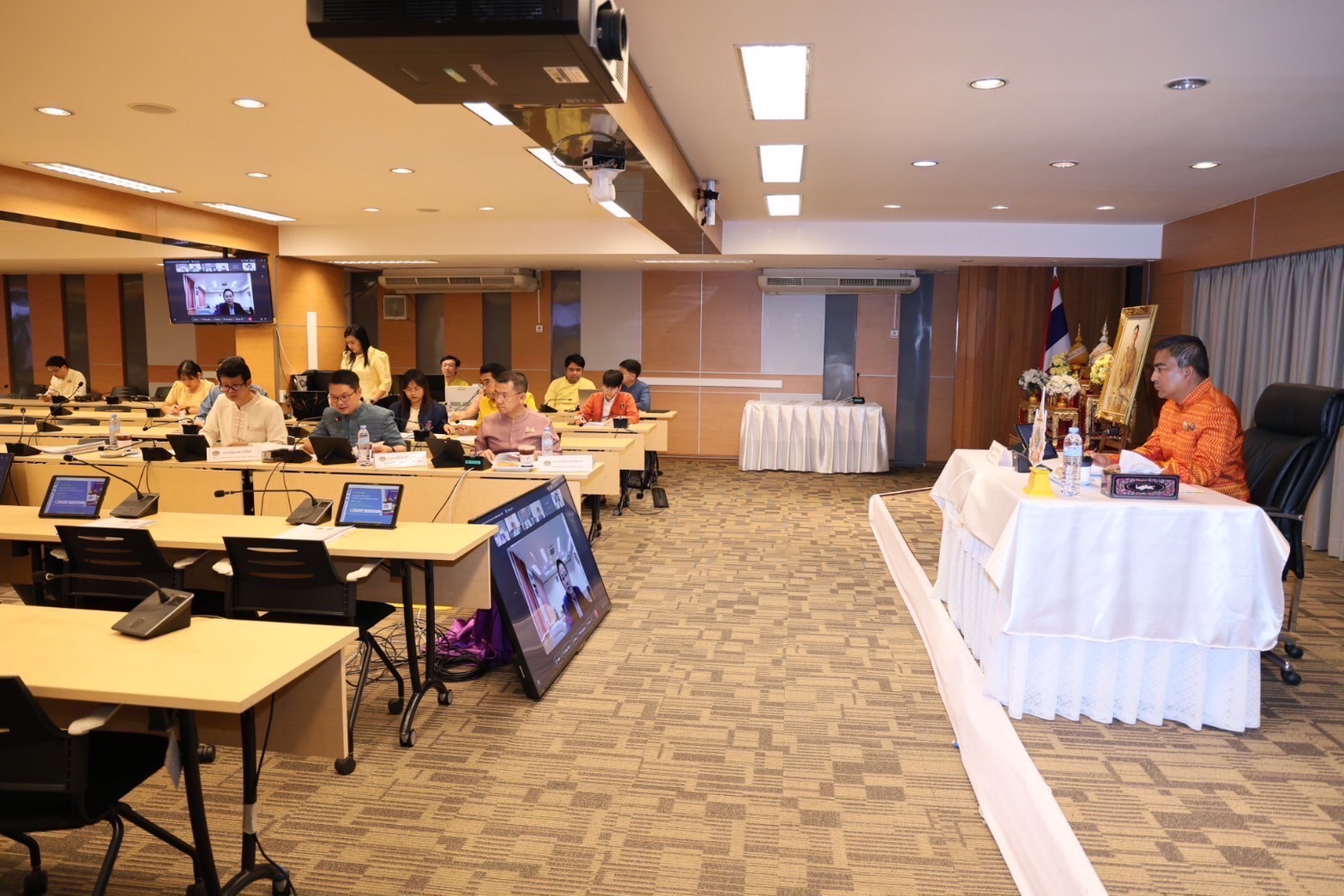 กรมการพัฒนาชุมชน ร่วมประชุมคณะกรรมการอำนวยการงานพัฒนาคุณภาพชีวิตของประชาชน ครั้งที่ 1/2567