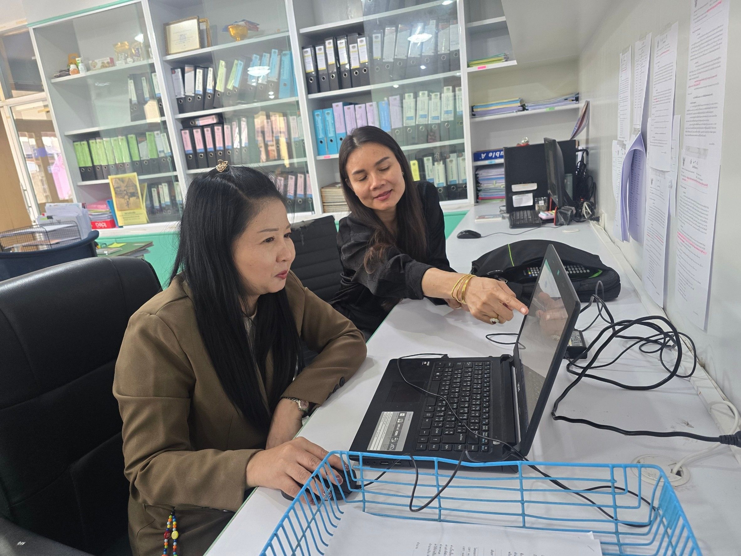 กรมการพัฒนาชุมชน สนับสนุนทีมไอทีลงพื้นที่ติดตามขับเคลื่อนงานระบบเทคโนโลยีสารสนเทศ เครือข่ายอินเตอร์เน็ต และความมั่นคงปลอดภัยสารสนเทศ ณ จังหวัดตรัง