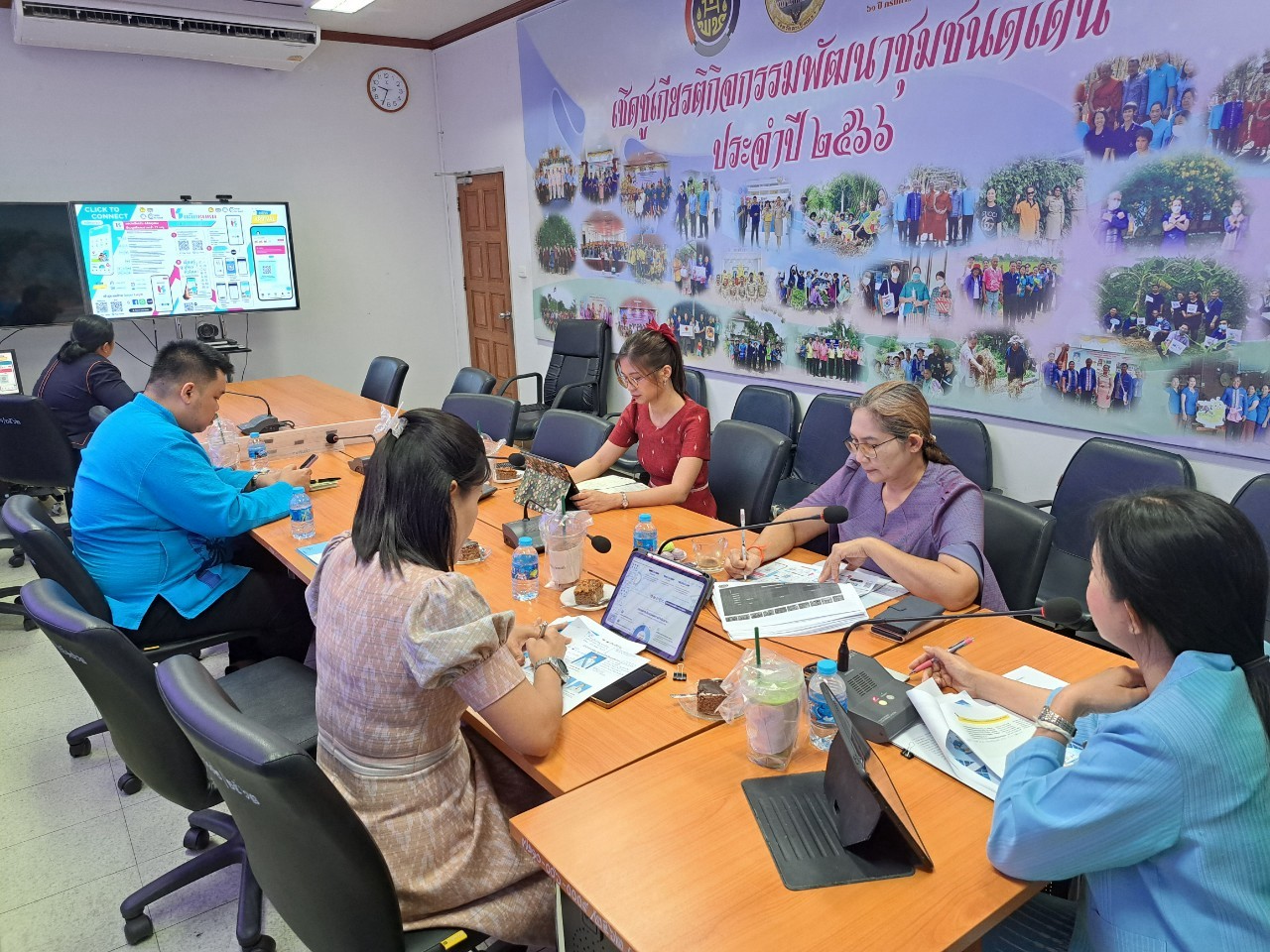 ศสท. ลงพื้นที่สนับสนุนการขับเคลื่อนงานตามภารกิจของศูนย์สารสนเทศเพื่อการพัฒนาชุมชน ณ สำนักงานพัฒนาชุมชนจังหวัดฉะเชิงเทรา พร้อมทั้งติดตามการดำเนินงาน “ศูนย์สารสนเทศตำบลต้นแบบเพื่อพัฒนาคุณภาพชีวิต” ณ ตำบลคลองเขื่อน อำเภอคลองเขื่อน จังหวัดฉะเชิงเทรา