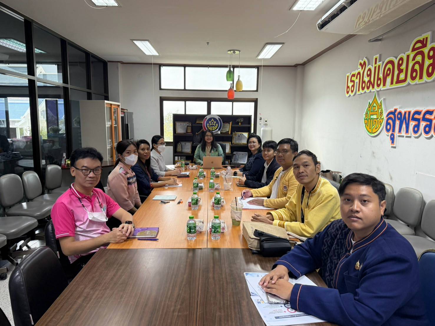 ศสท. ลงพื้นที่สนับสนุนการขับเคลื่อนศูนย์สารสนเทศตำบลต้นแบบฯ จังหวัดสุพรรณบุรี