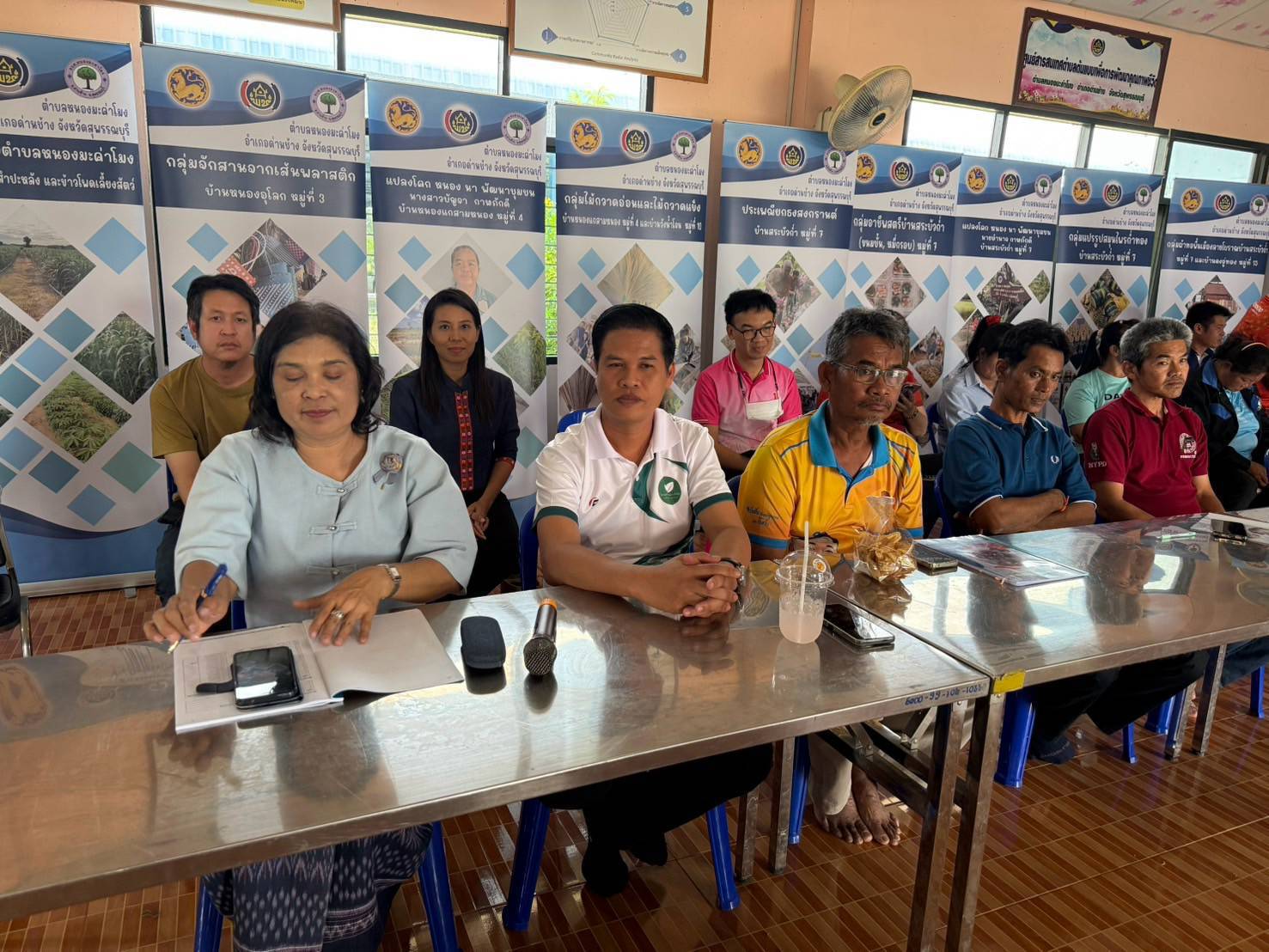 ศสท. ลงพื้นที่สนับสนุนการขับเคลื่อนศูนย์สารสนเทศตำบลต้นแบบฯ จังหวัดสุพรรณบุรี