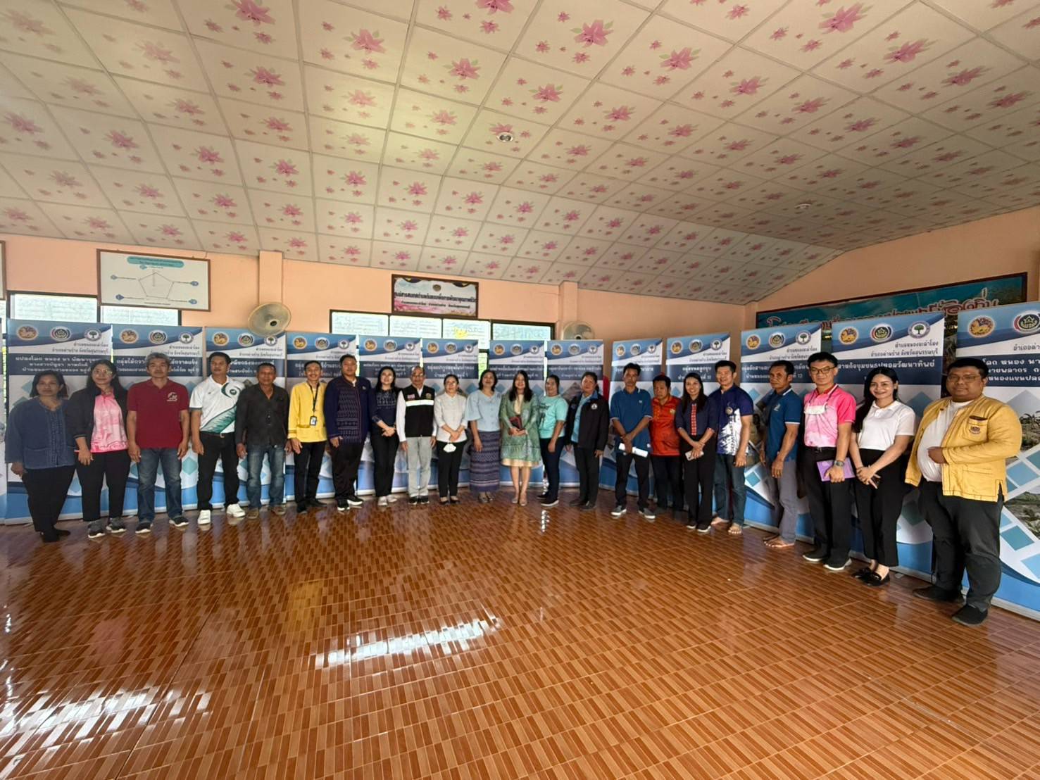 ศสท. ลงพื้นที่สนับสนุนการขับเคลื่อนศูนย์สารสนเทศตำบลต้นแบบฯ จังหวัดสุพรรณบุรี