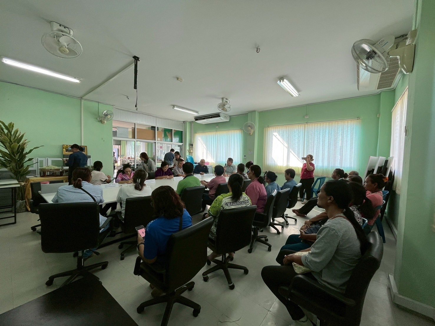 ”ศสท.ร่วมลงพื้นที่ขับเคลื่อนงานหมู่บ้านคนรักษ์ช้างฯ สนับสนุนโครงการพัชรสุธาคชานุรักษ์ ในการพัฒนาหมู่บ้านคนรักษ์ช้าง ปี 2568“