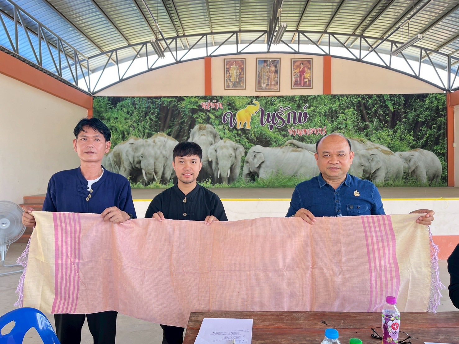 ”ศสท.ร่วมลงพื้นที่ขับเคลื่อนงานหมู่บ้านคนรักษ์ช้างฯ สนับสนุนโครงการพัชรสุธาคชานุรักษ์ ในการพัฒนาหมู่บ้านคนรักษ์ช้าง ปี 2568“