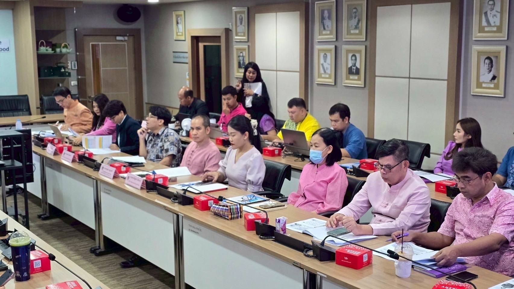 กรมการพัฒนาชุมชนประชุมทบทวนฝ่ายบริหาร (Management Review) เพื่อรักษาความมั่นคงปลอดภัยของฐานข้อมูลสารสนเทศที่สำคัญของกรมการพัฒนาชุมชน ให้เป็นไปตามมาตรฐาน ISO 27001 : 2022