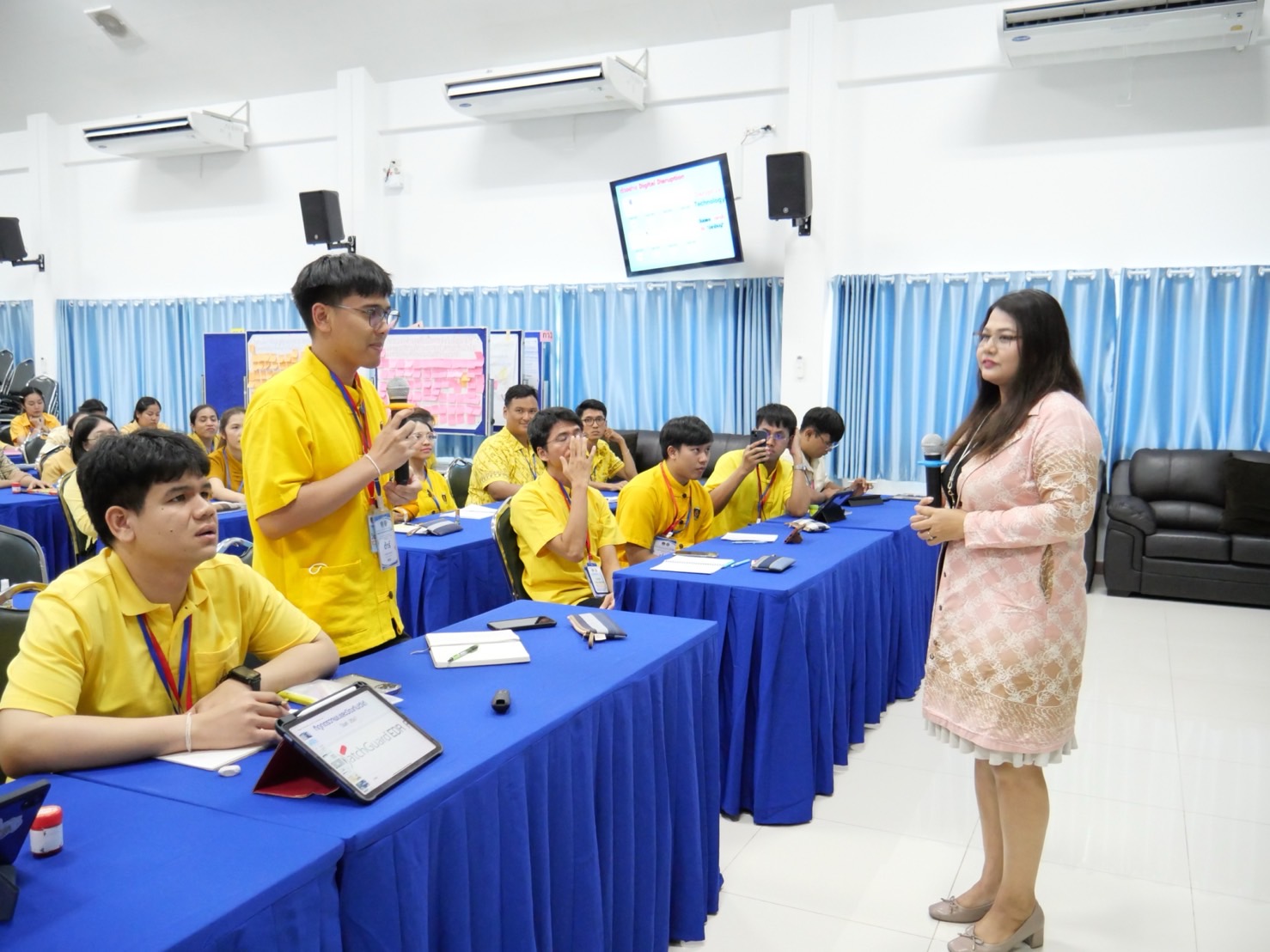 ศูนย์สารสนเทศเพื่อการพัฒนาชุมชน ร่วมเป็นวิทยากรโครงการพัฒนาข้าราชการที่อยู่ระหว่างทดลองปฏิบัติหน้าที่ราชการพัฒนากรก่อนประจำการ รุ่นที่ 131