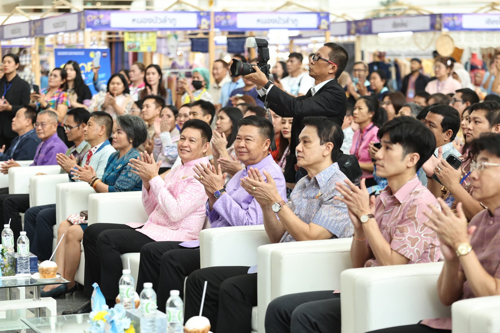 ศสท. ร่วมพิธีเปิดงาน “OTOP D Avenue” พร้อมเตรียมต่อยอดผลิตภัณฑ์ OTOP Quadrant D สู่มาตรฐานระดับประเทศ